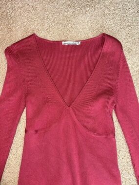 Abercrombie & Fitch Ribbed Deep V Long Sleeve bodysuit Top - Raspberry Pink